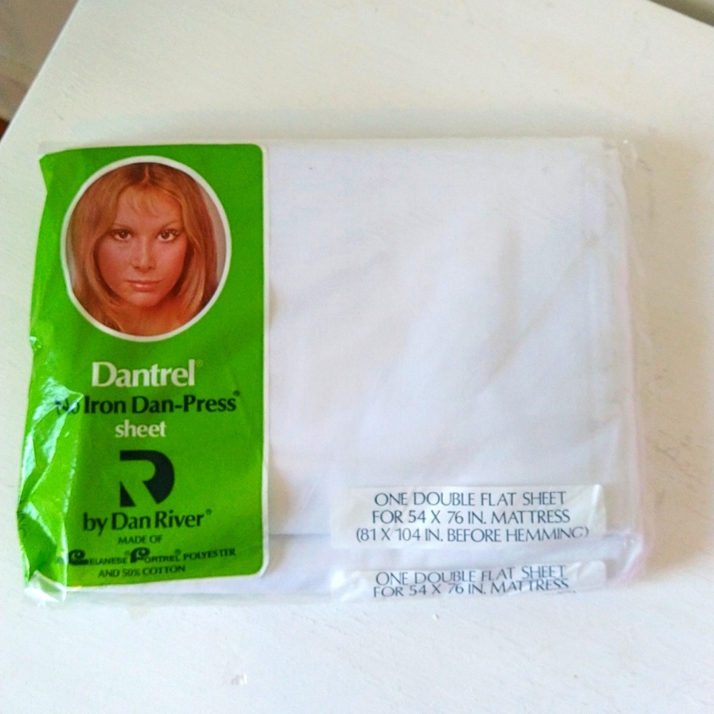Vintage Dantrel No Iron Dan-Press One Double Flat Sheet NWT